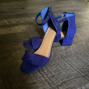 RAMPAGE Size 7.5  Royal Blue suede heels